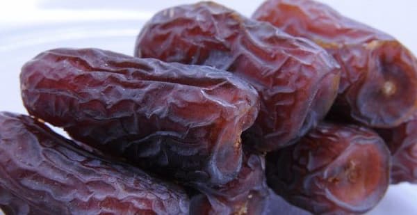 تصویر 4 از خرید خرما پیارم صادراتی + قیمت فروش استثنایی